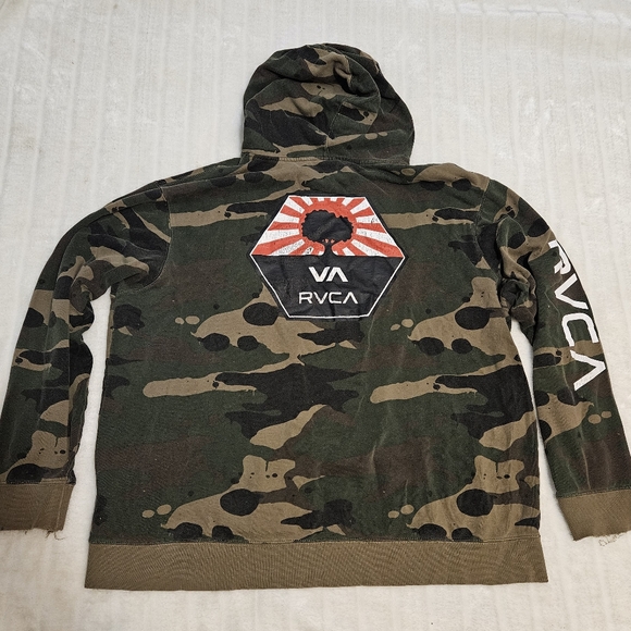 BOGO Free🦋 RVCA Camouflage Hoodie - Picture 12 of 15